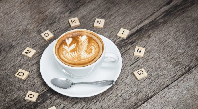Buna dimineața la cafea: Cele mai bune și la modă idei de a începe dimineața cu o ceașcă de cafea delicioasă și inspirațională