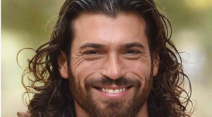 Can Yaman: Portretul actorului turc care a cucerit inimile românilor