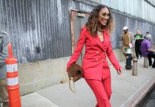 Costume elegante de dama pentru orice ocazie