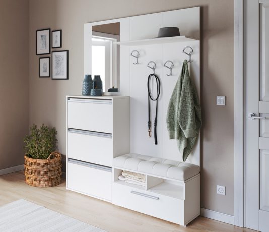 Cuier hol: Cele mai frumoase și elegante modele de cuier pentru hol pentru a-ți păstra hainele și accesoriile organizate și în ordine