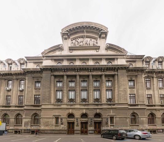 Facultatea de Litere: Opțiuni academice și perspective profesionale pentru absolvenți