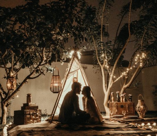 Filme erotice online – Cele mai populare filme pentru adulti disponibile pe internet