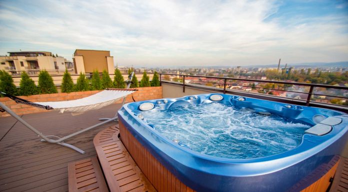 Jacuzzi: cum să-ți creezi o oază de relaxare acasă