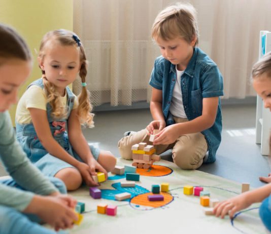 Jocuri pentru copii: activitati distractive si educative
