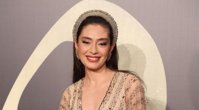 Neslihan Atagül – Actrita talentata si frumoasa din Turcia