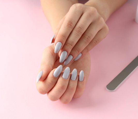 Unghii semipermanente: avantaje si dezavantaje