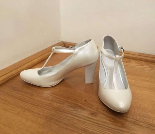 Pantofi mireasă: Cele mai frumoase și elegante modele de pantofi pentru mirese