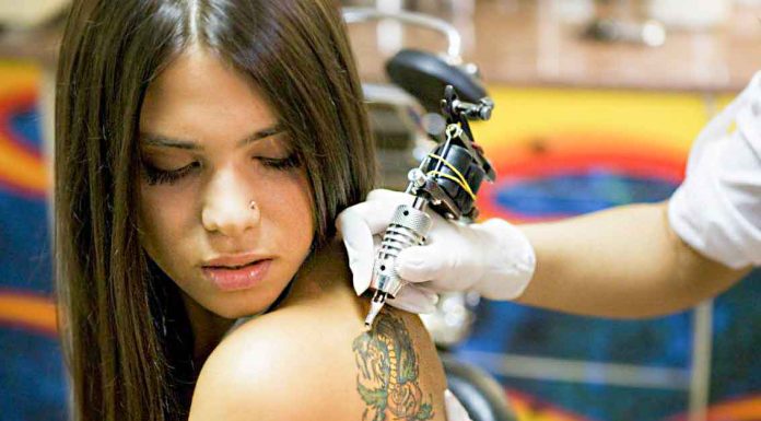 Tatuajul perfect: idei și inspirație pentru tatuaje mici și elegante