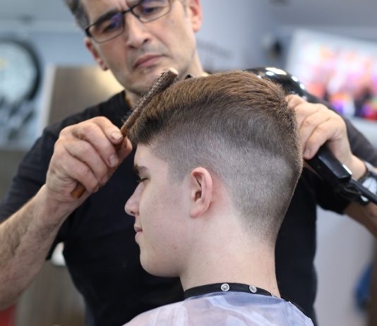 Tunsori pentru băieți: Cele mai cool și inovative modele pentru părul scurt