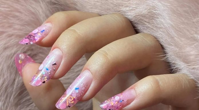 Unghii cu gel pentru vară: Cele mai frumoase și colorate modele pentru acest sezon